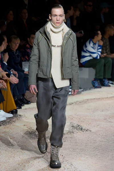 Look 6